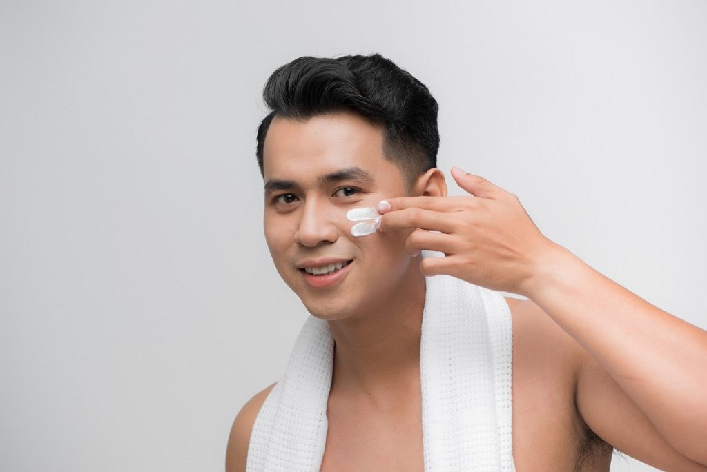 Alasan Mengapa Pria Harus Menggunakan Skincare